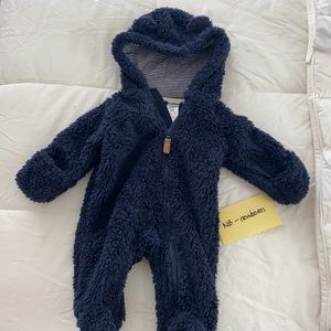 Baby clothing
